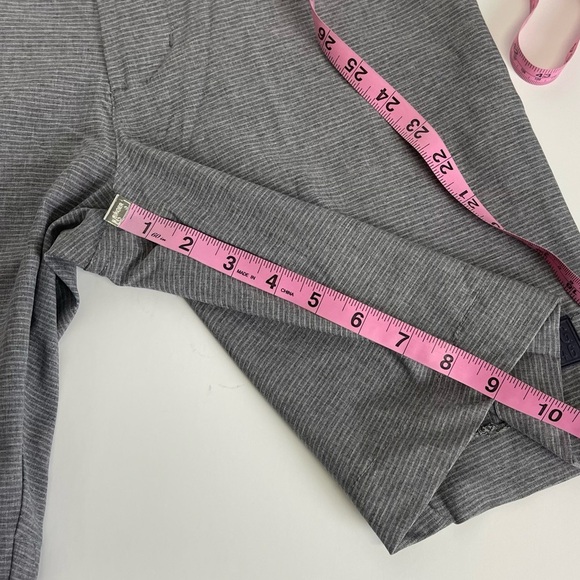 NEW Vintage 1946 Shorts Mens 30 Gray Pencil Stripe Gold - Picture 10 of 12